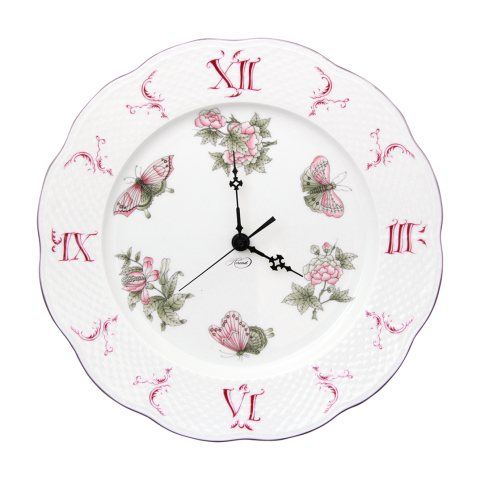 Plate with hole