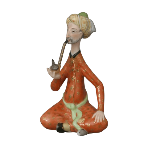 Persian with pipe